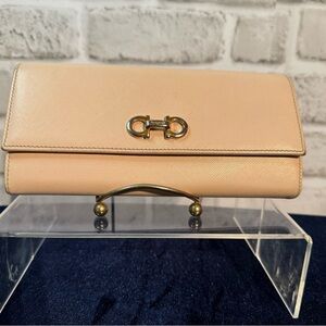 Salvador Ferragamo Pink Leather Clutch/Wallet with snap closure